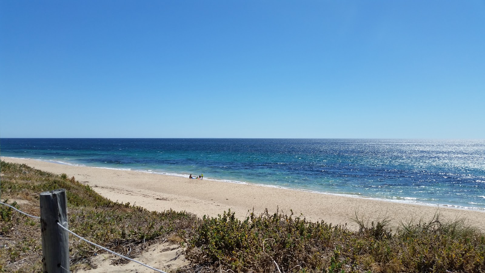 Mindalong Beach'in fotoğrafı - rahatlamayı sevenler arasında popüler bir yer