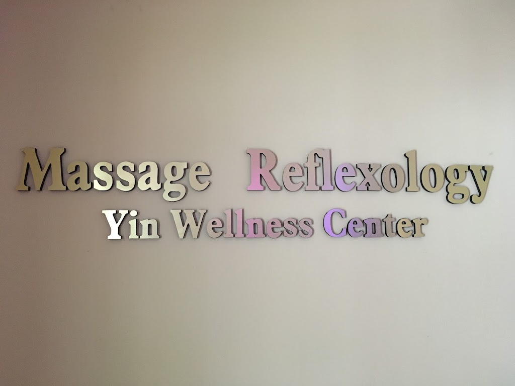 Yin wellness massage 06357