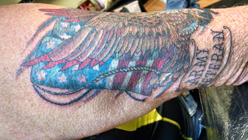 Tattoo Shop «southern grace tattoo gallery», reviews and photos, 790 Burnt Hickory Rd b, Cartersville, GA 30120, USA