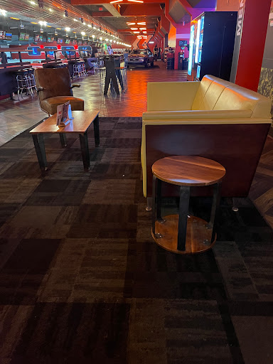 Bowling Alley «AMF Sierra Lanes», reviews and photos, 6450 N Blackstone Ave, Fresno, CA 93710, USA