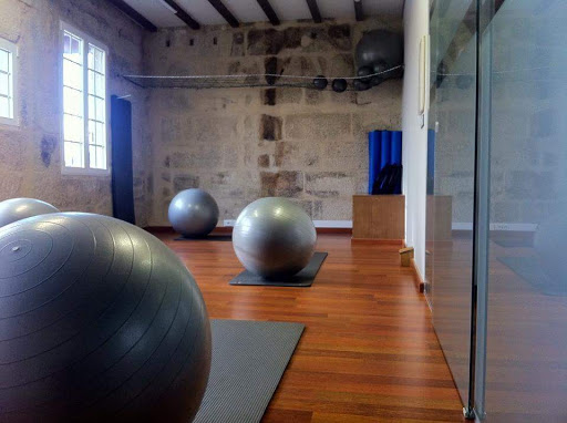 KNON Centro de Técnicas Manuales & Estudio de Pilates en O Carballiño, Ourense