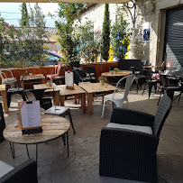 Atmosphère du Restaurant Otentic Fresh Food à Lagorce - n°14