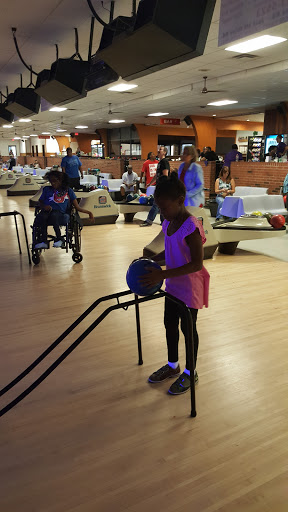 Bowling Alley «Avon North Hill Lanes», reviews and photos, 150 W Tienken Rd, Rochester Hills, MI 48306, USA