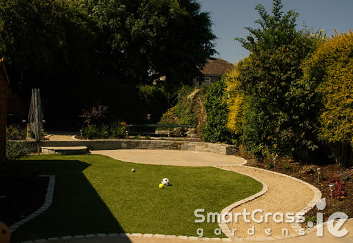 Smart Grass Gardens