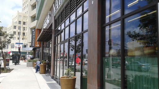 Health Food Store «Lassens Natural Food and Vitamins», reviews and photos, 710 South La Brea Ave, Los Angeles, CA 90036, USA