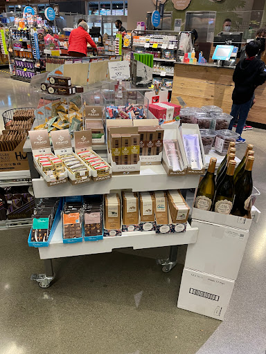 Grocery Store «Whole Foods Market», reviews and photos, 3515 Bridgeport Way W, University Place, WA 98466, USA