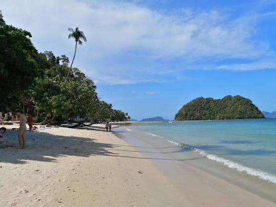Marimegmeg Beach