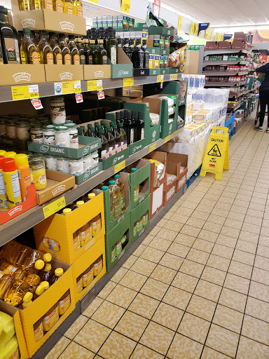 Supermarket «ALDI», reviews and photos, 7235 39th St, Lyons, IL 60534, USA