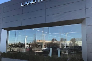 Land Rover Orland Park image