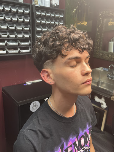 Tattoo Shop «Game Face Tattoos», reviews and photos, 2015 S Orange Ave, Orlando, FL 32806, USA