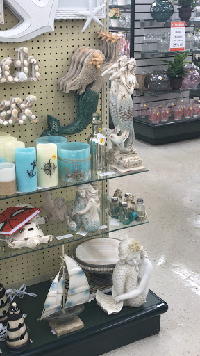 Craft Store «Hobby Lobby», reviews and photos, 52 E Ogden Ave, Westmont, IL 60559, USA