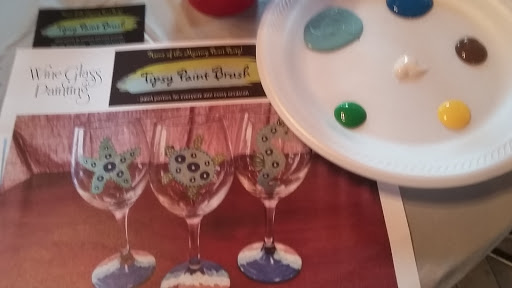 Night Club «The Waterfront Tavern 