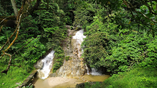 Sungai Tua Waterfall