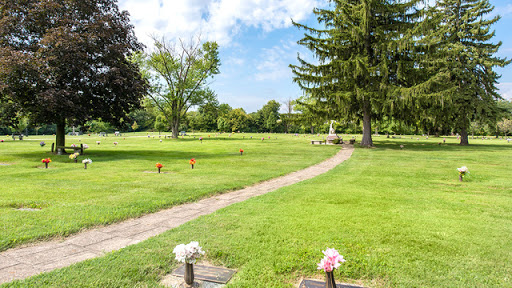 Funeral Home «Ivey Funeral Home at Rose Hill Burial Park», reviews and photos, 2565 Princeton Rd, Hamilton, OH 45011, USA