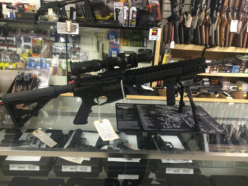 Pawn Shop «Fifth Avenue Jewelry & Pawn», reviews and photos, 8201 US-19, Port Richey, FL 34668, USA