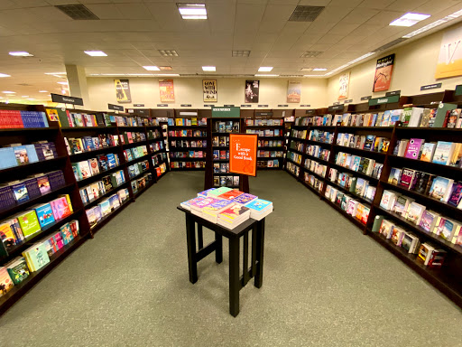Book Store «Barnes & Noble», reviews and photos, 3625 Grand Ave, Chino Hills, CA 91709, USA