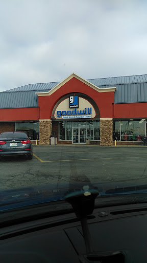 Thrift Store «Goodwill Retail Store of Chesterfield – Forum Center», reviews and photos, 11 Forum Shopping Center, Chesterfield, MO 63017, USA