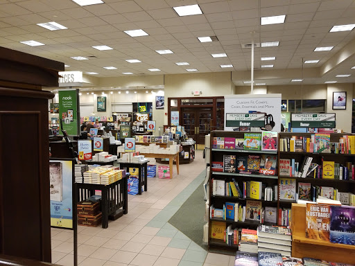 Book Store «Barnes & Noble Booksellers Moorestown», reviews and photos, 1311 Nixon Dr, Moorestown, NJ 08057, USA