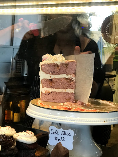 Coffee Shop «Red Dessert Dive», reviews and photos, 1045 Studewood St, Houston, TX 77008, USA