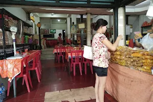 Warung Nasi Men Bali Babi Guling image