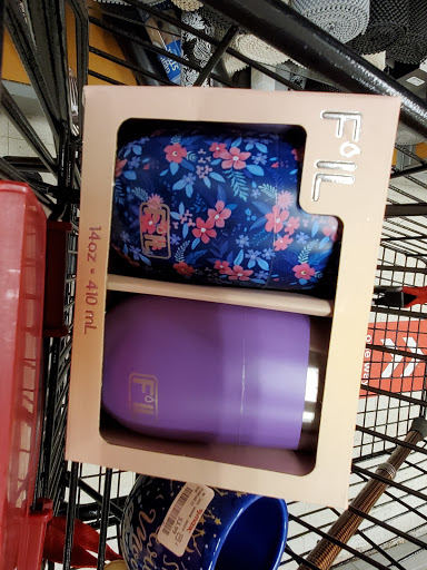 Department Store «T.J. Maxx», reviews and photos, 30965 Five Mile Road, Livonia, MI 48154, USA