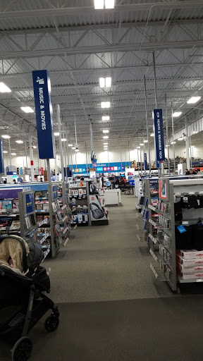 Electronics Store «Best Buy», reviews and photos, 350 W Army Trail Rd, Bloomingdale, IL 60108, USA