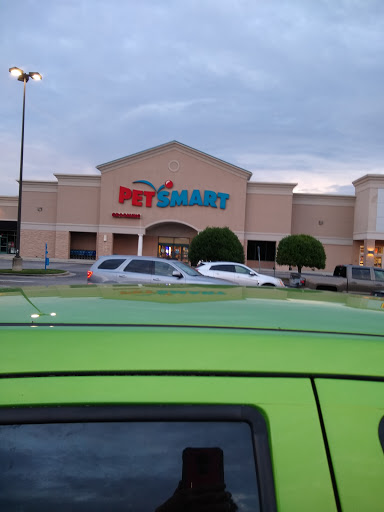 Pet Supply Store «PetSmart», reviews and photos, 842 Dawsonville Hwy, Gainesville, GA 30501, USA
