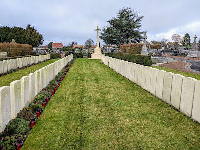 Iwuy Communal Cemetery à Iwuy