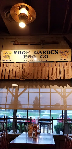 American Restaurant «Cracker Barrel Old Country Store», reviews and photos, 1182 Dogwood Dr SE, Conyers, GA 30012, USA