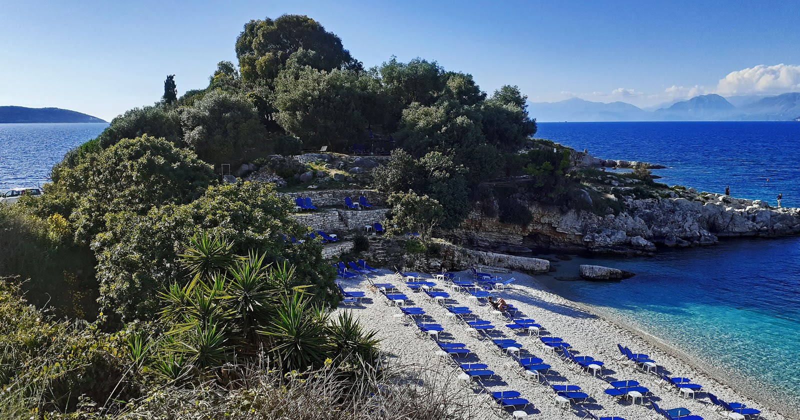 Foto van Bataria Beach met hoog niveau van netheid