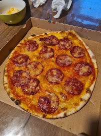 Pepperoni du Pizzas à emporter La Famille à Fouesnant - n°4