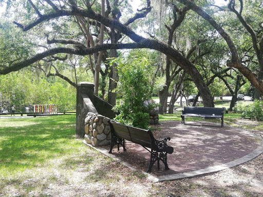 Park «Enchanted Forest Elaine Gordon Park», reviews and photos, 1725 NE 135th St, North Miami, FL 33181, USA