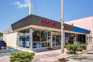 CR Liquor 2 image