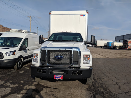 Ford Dealer «Freeway Ford Truck Sales», reviews and photos, 8445 45th St, Lyons, IL 60534, USA