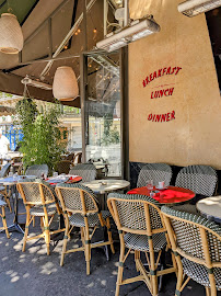 Atmosphère du Restaurant Bistro Championnet à Paris - n°1