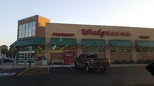 Walmart Money Center in Rochelle, Illinois