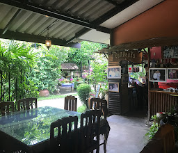 ร้านยีหมีนโภชนาYeemeen Foodgarden. photo