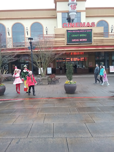 Shopping Mall «Bridgeport Village», reviews and photos, 7455 SW Bridgeport Rd, Tigard, OR 97224, USA