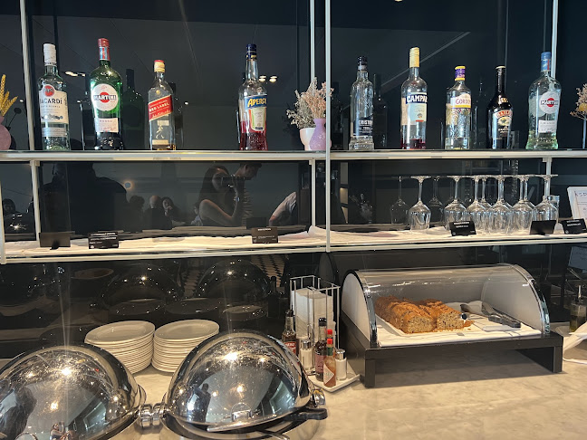 Aspire Lounge (Terminal A/B/D) Telefonnummer