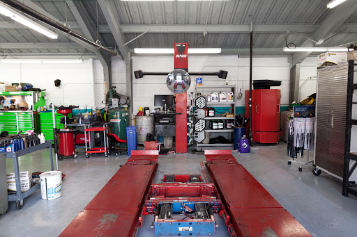 Auto Repair Shop «Bud Adams Auto Repair», reviews and photos, 18811 Lake Chabot Rd, Castro Valley, CA 94546, USA