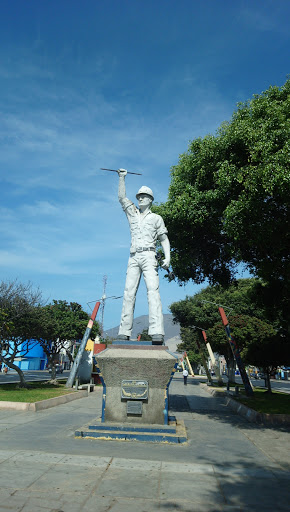 Monumento Al Trabajador Siderurgico