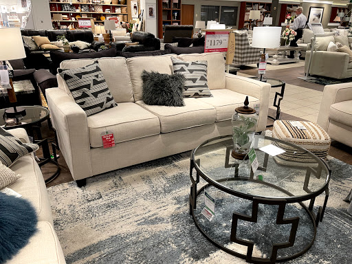 Furniture Store «Nebraska Furniture Mart», reviews and photos, 700 S 72nd St, Omaha, NE 68114, USA