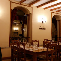 Atmosphère du Restaurant Maison Mâconnaise des Vins à Mâcon - n°13