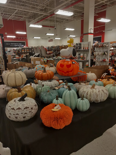 Department Store «T.J. Maxx», reviews and photos, 245 Bricktown Way, Staten Island, NY 10309, USA