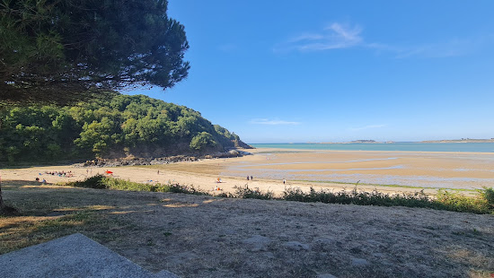 Quatre Vaux Beach