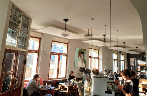 VIKTOR Café & Bar à Augsburg
