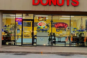 Daylight Donuts on 31st & 129th image