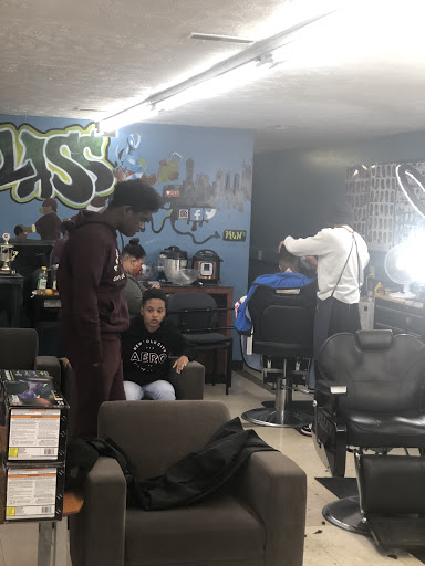 Barber Shop «First Class Barber Shop», reviews and photos, 610 W Trinity Ln, Nashville, TN 37207, USA