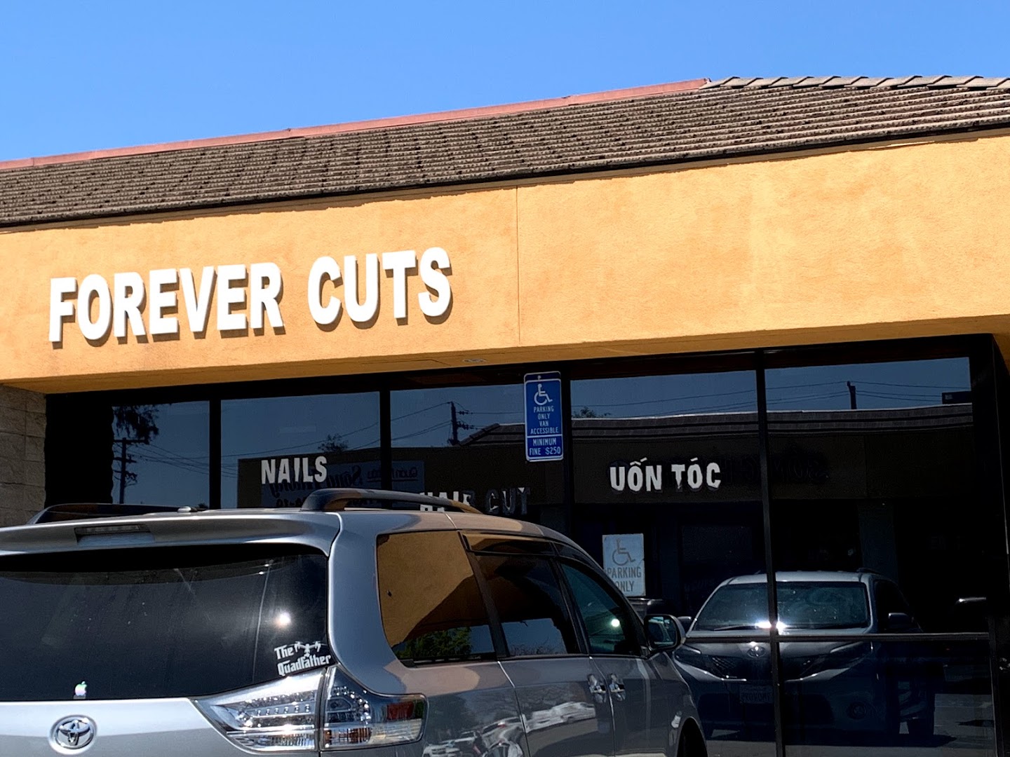 Forever Cuts Beauty Salon