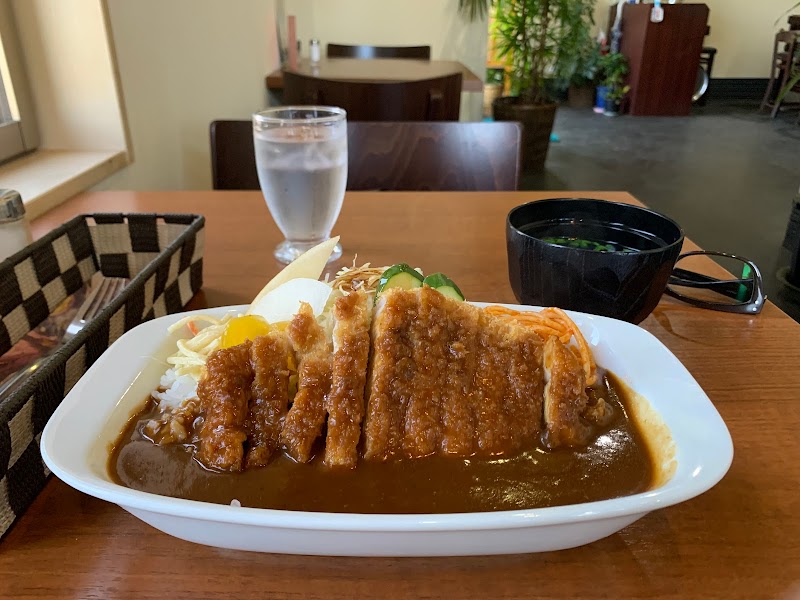 ダイニングカフェともみ